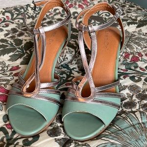 NWOT Anthropologie Lien Do strappy sandals - never worn! size 9